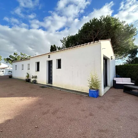 Vakantiehuis Maison Calme Avec Jardin Clos, 800m - 2 Chambres, Bbq, Parking Prive, Wifi - Fr-1-224b-116